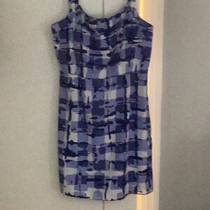 Banana Republic Blue and White Sheath Dress Sweetheart Neckline